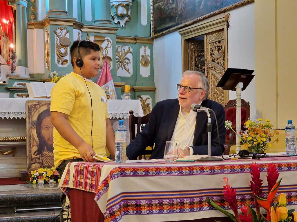 Andrea Riccardi's visit to Lima: Sant'Egidio in Peru, an expression of a happy Christianity, amidst economic crisis and popular faith